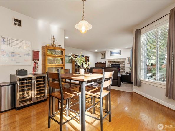 9127 NE 160th Place, Bothell WA 98028