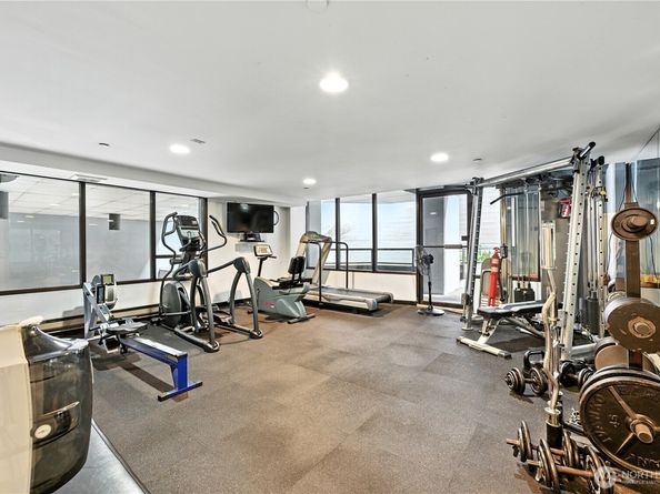 2621 2nd Avenue 1503, Seattle WA 98121