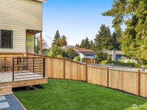 922 NE 117th Street, Seattle WA 98125