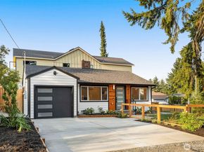 922 NE 117th Street, Seattle WA 98125