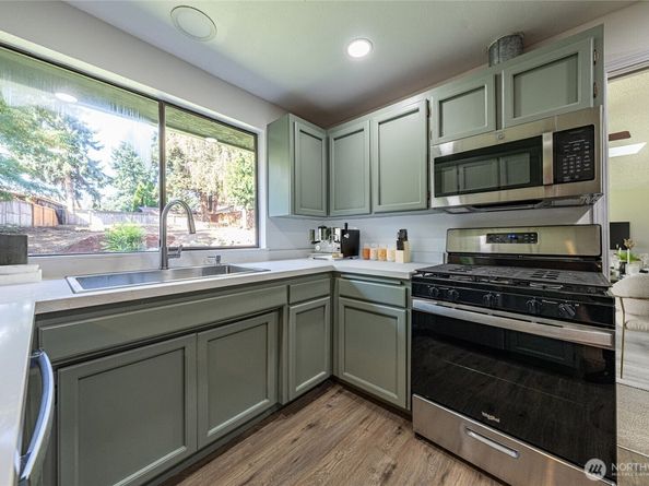 25813 126th Avenue SE, Kent WA 98030