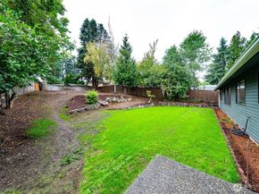 25813 126th Avenue SE, Kent WA 98030