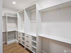 9031 4th Avenue NW B, Seattle WA 98106