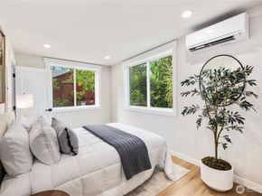 9031 4th Avenue NW B, Seattle WA 98106