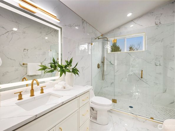9031 4th Avenue NW B, Seattle WA 98106