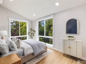 9031 4th Avenue NW B, Seattle WA 98106