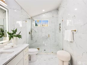 9031 4th Avenue NW B, Seattle WA 98106