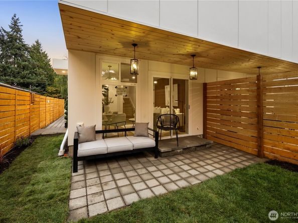 9031 4th Avenue NW B, Seattle WA 98106