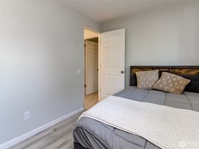 2807 S 282nd Street, Federal Way WA 98003