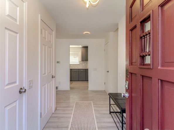 2807 S 282nd Street, Federal Way WA 98003