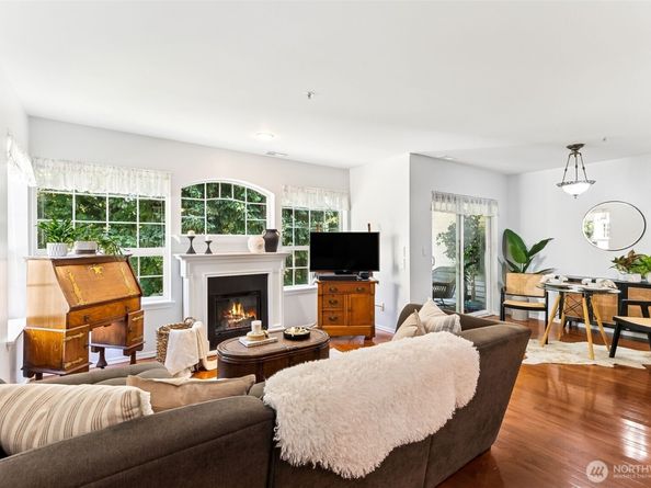 1940 S 368th Place 1940, Federal Way WA 98003