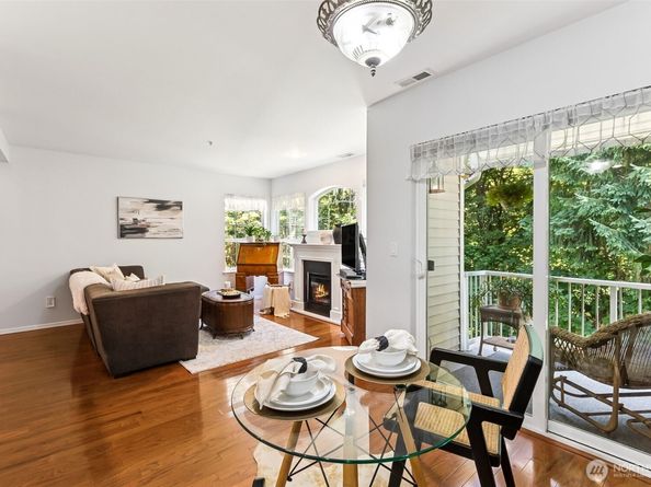 1940 S 368th Place 1940, Federal Way WA 98003