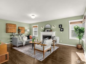 3759 SW Grayson Street, Seattle WA 98126