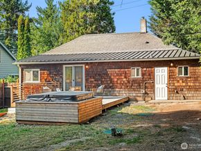 9705 SW Burton Drive, Vashon WA 98070
