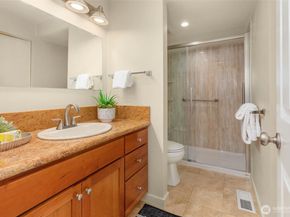 20 Cascade Key, Bellevue WA 98006