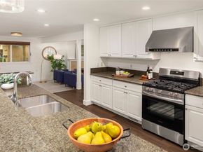 20 Cascade Key, Bellevue WA 98006