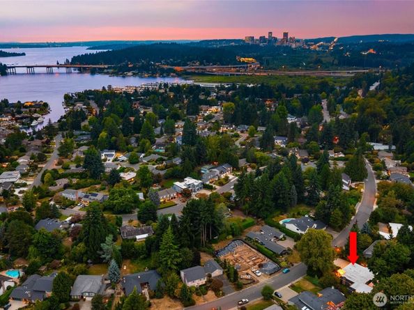 20 Cascade Key, Bellevue WA 98006