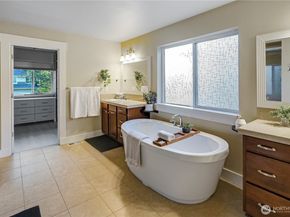 15549 SE 160th Pl., Renton WA 98058
