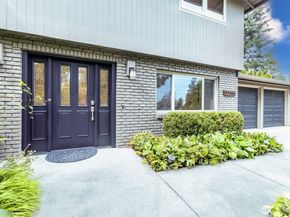 17134 NE 8th Place, Bellevue WA 98008