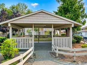 1001 W Casino Road F201, Everett WA 98204