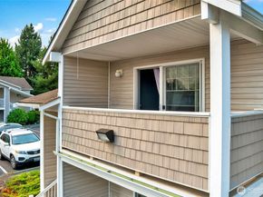 1001 W Casino Road F201, Everett WA 98204