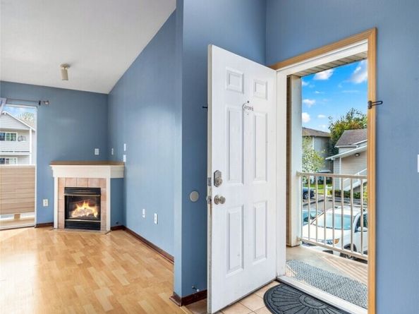 1001 W Casino Road F201, Everett WA 98204