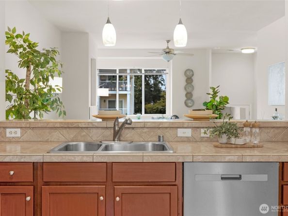 14915 38th Drive SE JJ1180, Bothell WA 98012
