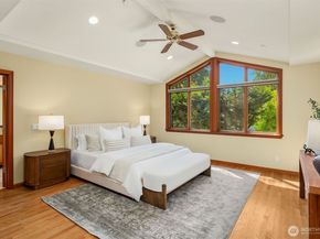 8300 SE 82nd Street, Mercer Island WA 98040