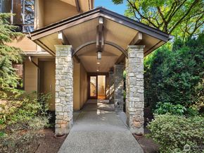8300 SE 82nd Street, Mercer Island WA 98040