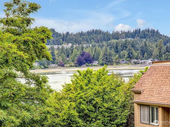 921 Pershing Ave 101, Bremerton WA 98312