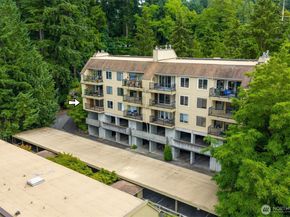 921 Pershing Ave 101, Bremerton WA 98312