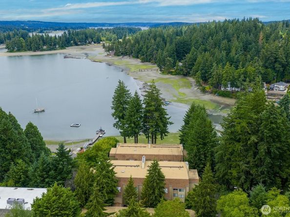 921 Pershing Ave 101, Bremerton WA 98312