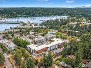 744 Hanami Lane NE, Bainbridge Island WA 98110
