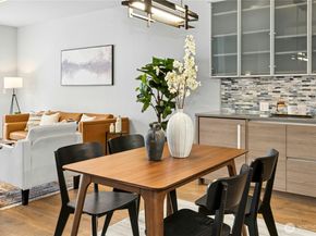 744 Hanami Lane NE, Bainbridge Island WA 98110