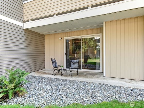12510 NE 130th Way B103, Kirkland WA 98034