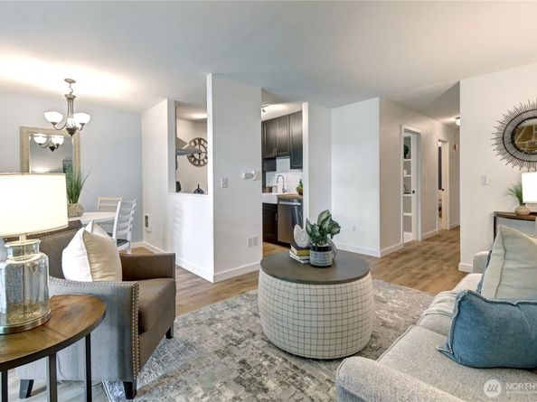12510 NE 130th Way B103, Kirkland WA 98034