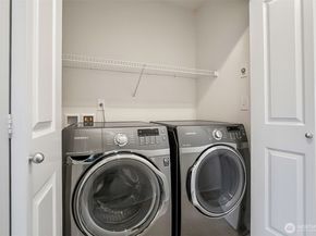 10370 156th Place NE 102, Redmond WA 98052