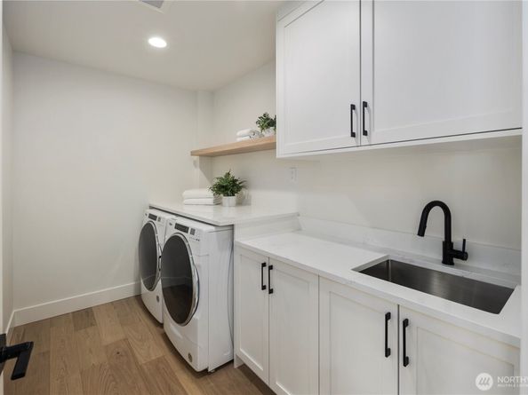 19926 68th Avenue NE, Kenmore WA 98028