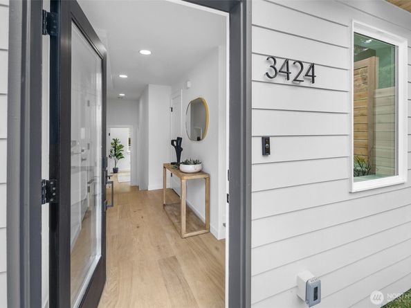 3424 20th Avenue S, Seattle WA 98144