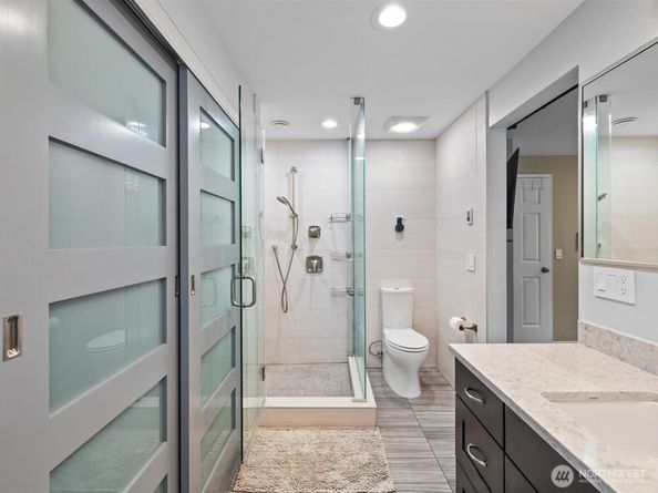 15037 SE 47th Street, Bellevue WA 98006