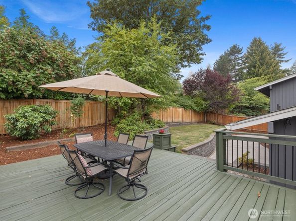 15037 SE 47th Street, Bellevue WA 98006