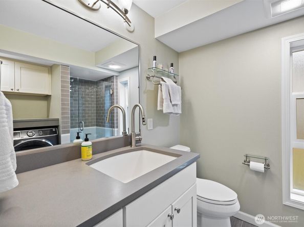 15037 SE 47th Street, Bellevue WA 98006