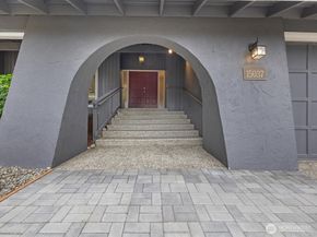 15037 SE 47th Street, Bellevue WA 98006