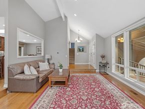 15037 SE 47th Street, Bellevue WA 98006