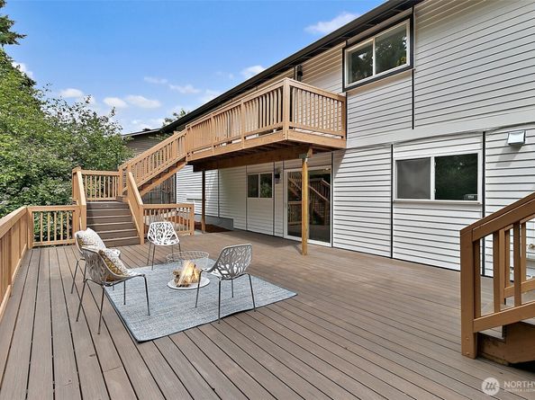 6347 121st Avenue SE, Bellevue WA 98006