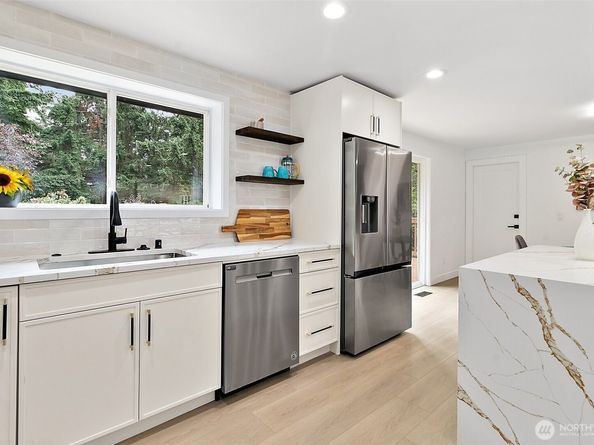 6347 121st Avenue SE, Bellevue WA 98006