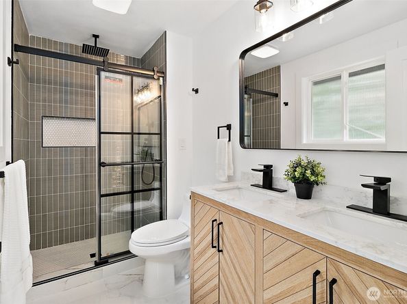6347 121st Avenue SE, Bellevue WA 98006