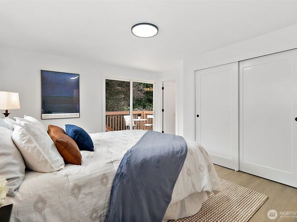 6347 121st Avenue SE, Bellevue WA 98006