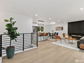 6347 121st Avenue SE, Bellevue WA 98006