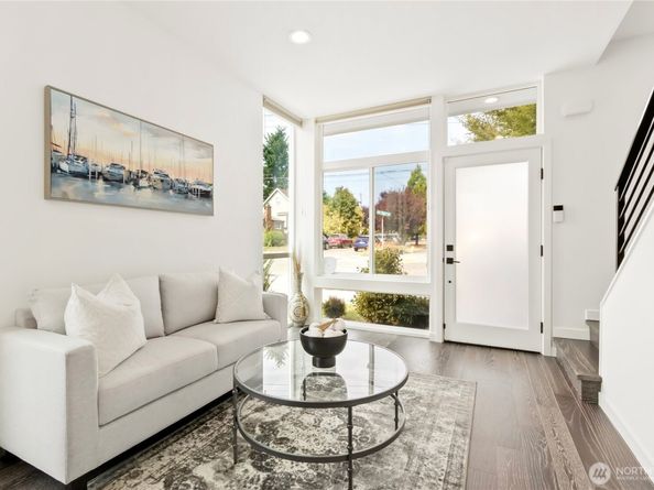 947 NW 56th Street, Seattle WA 98107